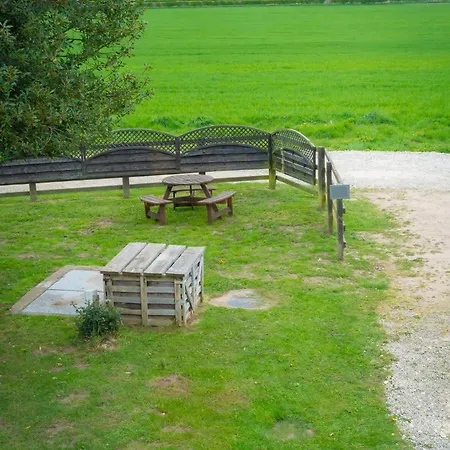 The Ginnery - Jekyll & Hideout Holiday home *